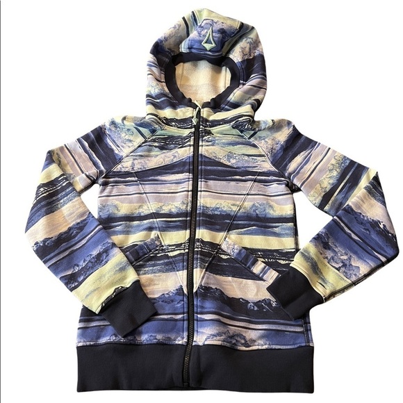 IVIVVA LULULEMON GIRLS SIZE 12 BLUE MOUNTAIN PATTERN ZIPPERED JACKET/HOODIE - Picture 1 of 10
